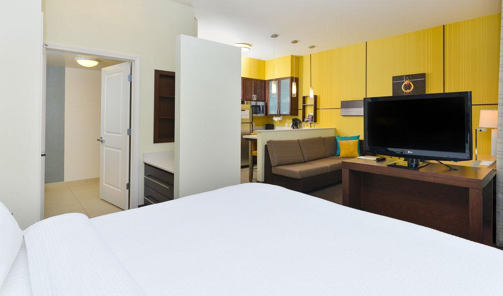 Residence Inn By Marriott Champaign Zewnętrze zdjęcie