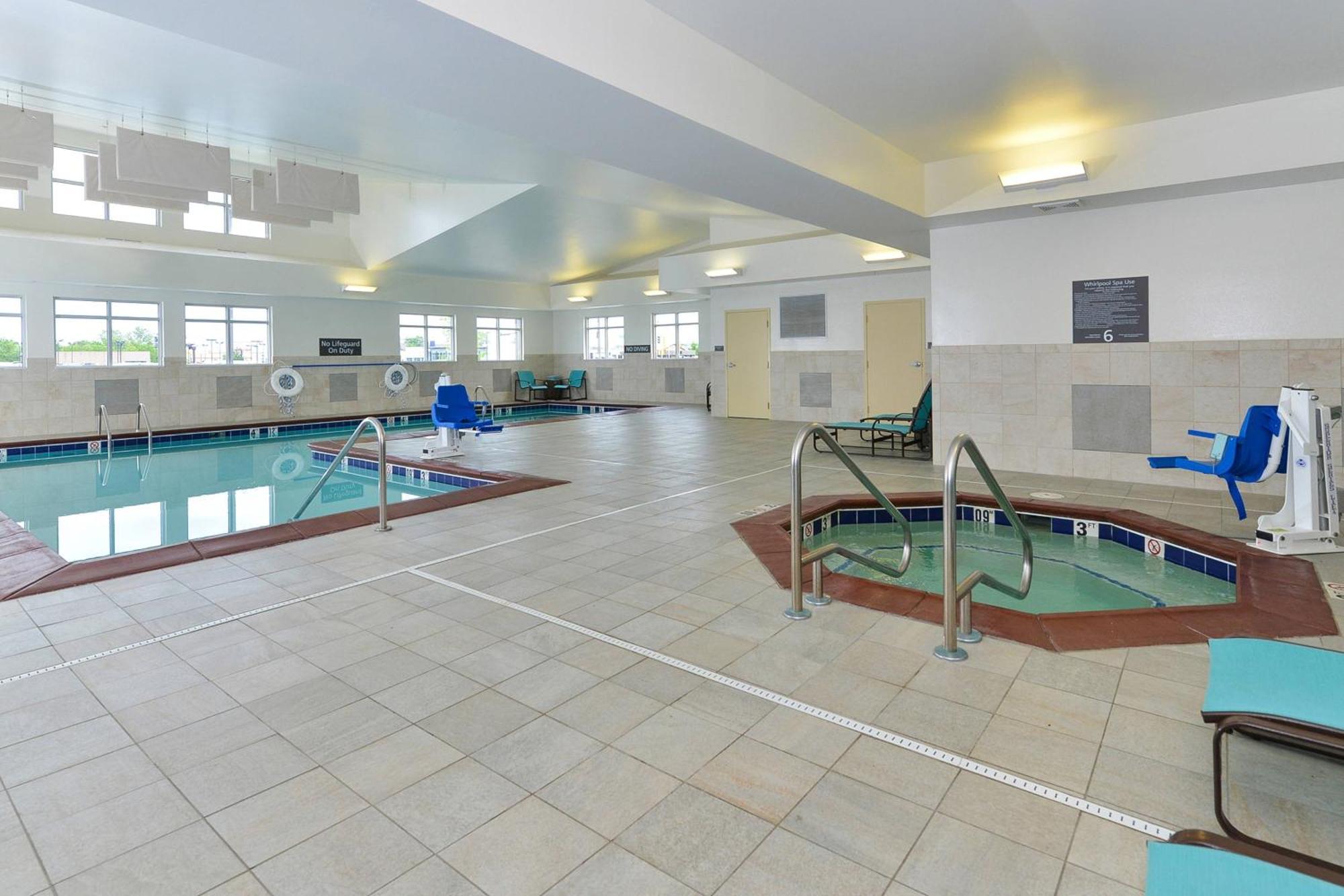 Residence Inn By Marriott Champaign Zewnętrze zdjęcie